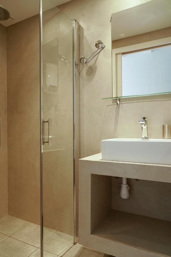 Le Clos Des Taulelles Gite Le Figuier Saint-Privat-de-Champclos Dış mekan fotoğraf